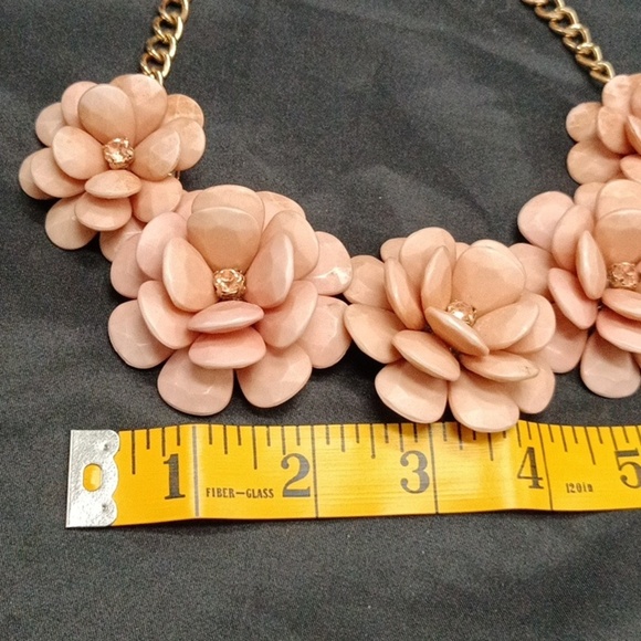 Pink Salmon Flower Bib Style Necklace - Picture 2 of 2